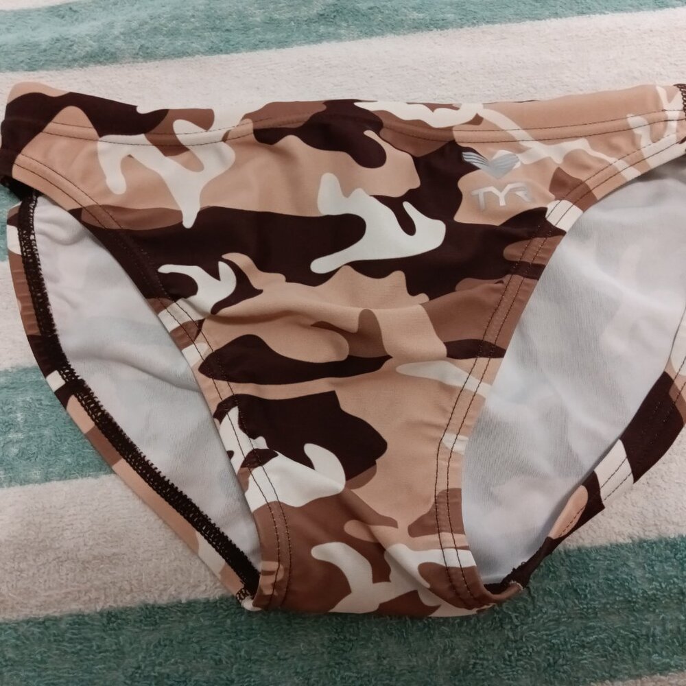 VINTAGE 1" TYR SWIM BRIEF, BROWN CAMO, ASIAN SIZE "L" (Approx. 32") - Pre-Owned